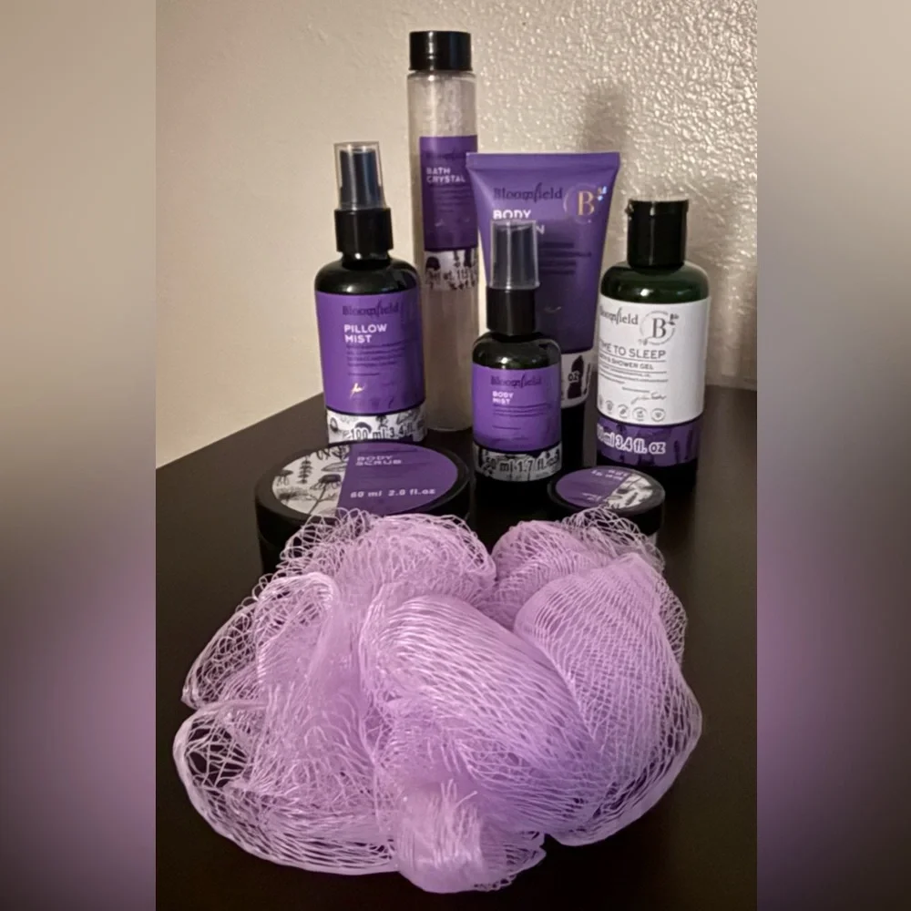 Bloomfield Lavender Aromatherapy Spa Gift Set | 8pc Relaxation Sleep Set | New